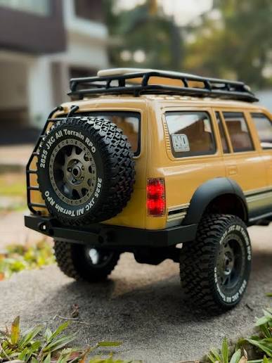 JXC 1/12 LC80 Licensed RC Rock Crawler – 4WD 2.4GHz Off-Road Truck (JXC5826)